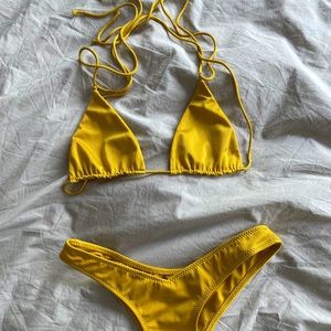 *SOLD on de*pop* Sommer swim bikini set